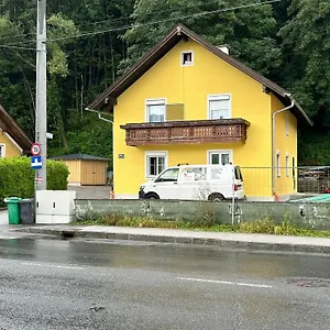 Wunderschoenes 2zimmer In Sbg Appartamento